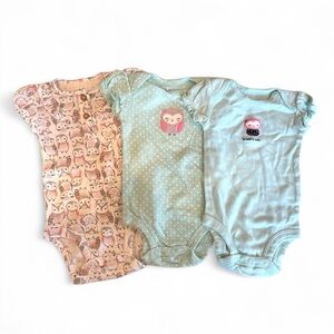 Girls 0-3 month onesie lot